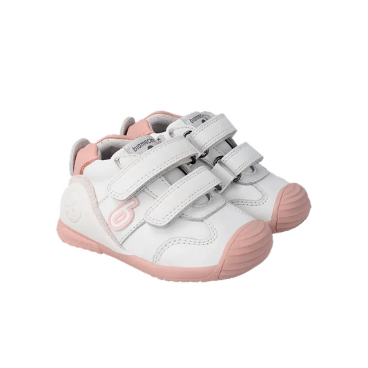 Pantofi fete albi din piele, Biomecanics 221001-B113